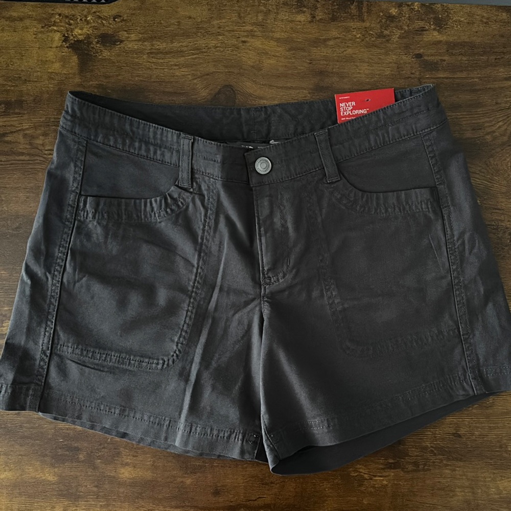 The North Face Standard Fit Boulder Stretch Women's Short NWT Size 8R